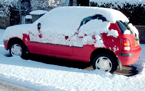 Engine Oil Warming up car in winter Idling Cold Start